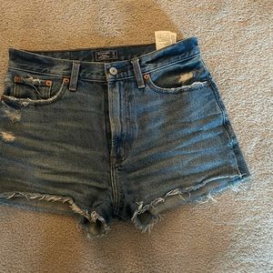 Abercrombie and Fitch high rise shorts